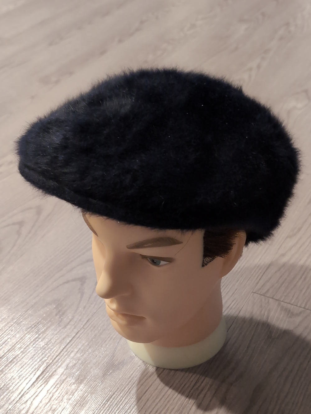 Great Condition KANGOL Furgora 504 mens cap Size Large